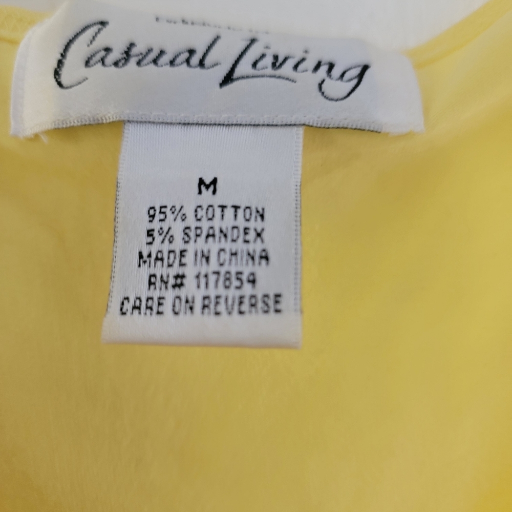 Casual living sleeveless top. Yellow. M - Picture 2 of 2